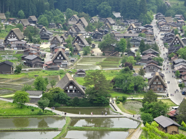 杖 車椅子旅行ツアー 世界遺産白川郷 合掌造りの里 飛騨高山温泉 大浴場風呂利用 9月22日出発 2日 心の翼 バリアフリーツアー